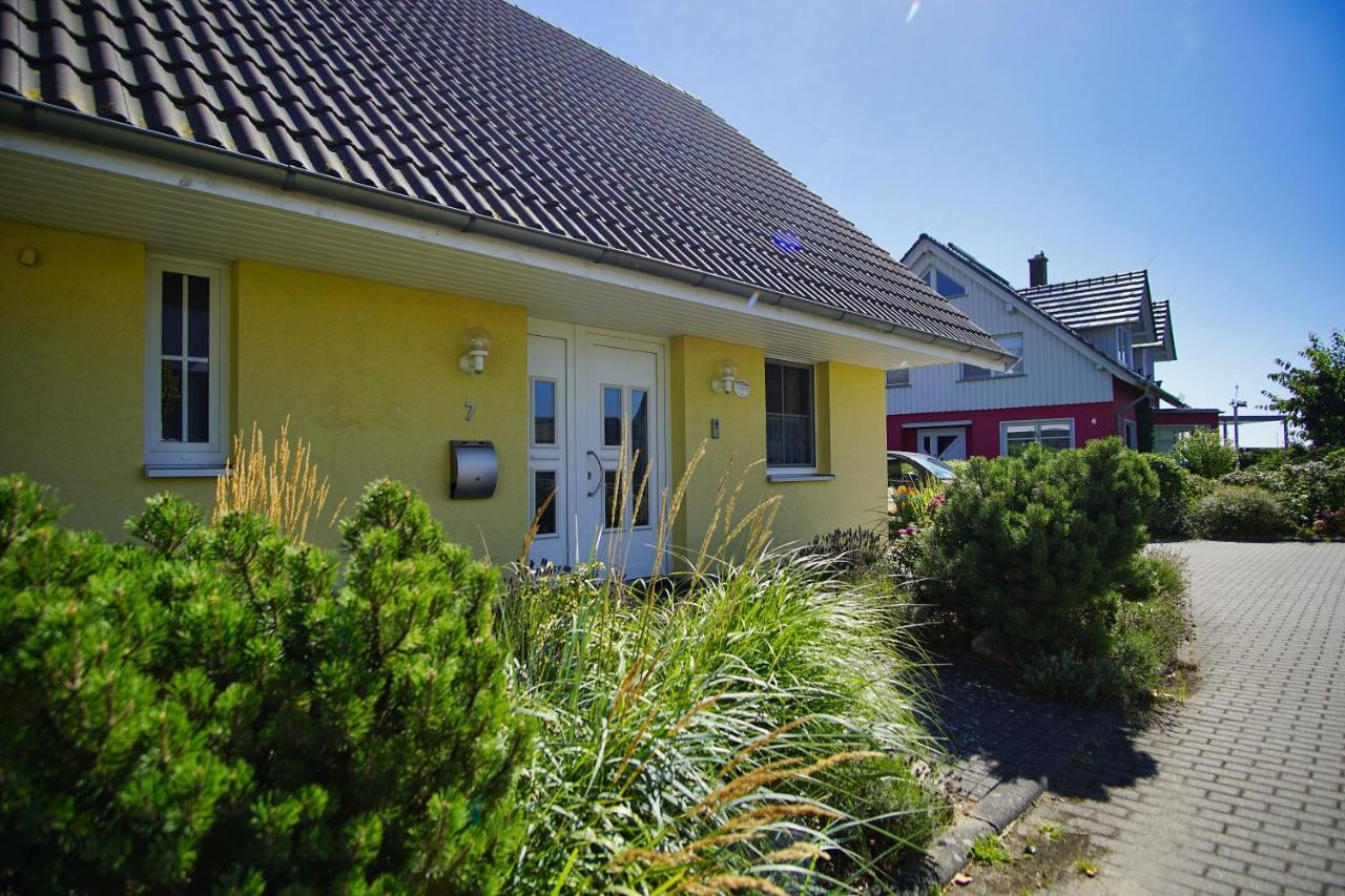 Nah Am Meer, Ruhige Lage, Gratis Nutzung Vom Ahoi Erlebnisbad Und Sauna In Sellin - Haus Inselblick Fewo 02 Goehren  Esterno foto