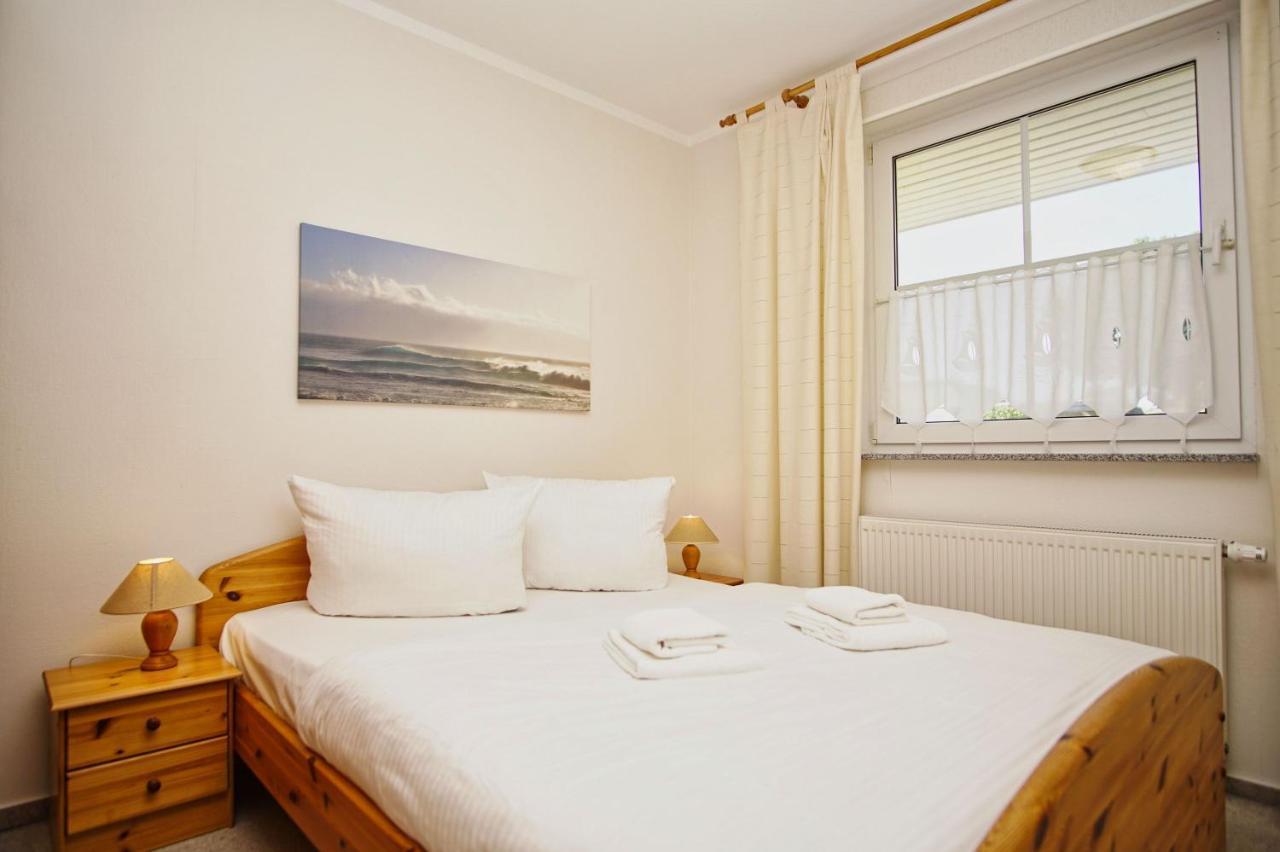 Nah Am Meer, Ruhige Lage, Gratis Nutzung Vom Ahoi Erlebnisbad Und Sauna In Sellin - Haus Inselblick Fewo 02 Goehren  Esterno foto